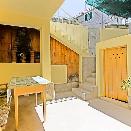 - 12749 Apartman Split