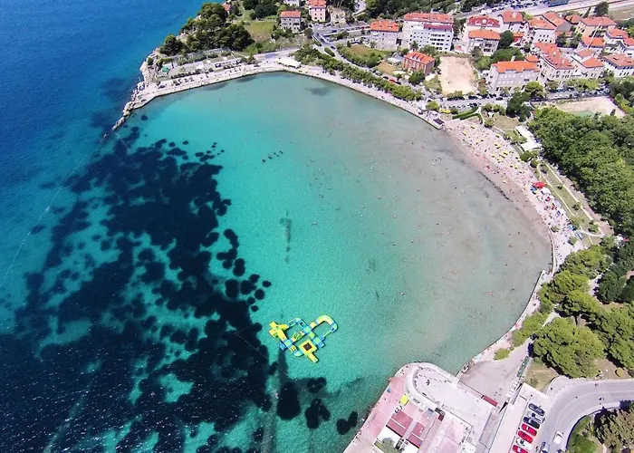 - 12749 * 斯普利特