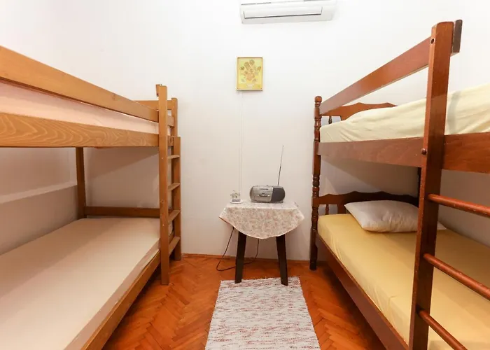 - 12749 斯普利特