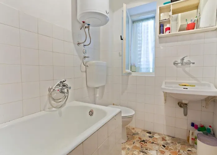 - 12749 斯普利特